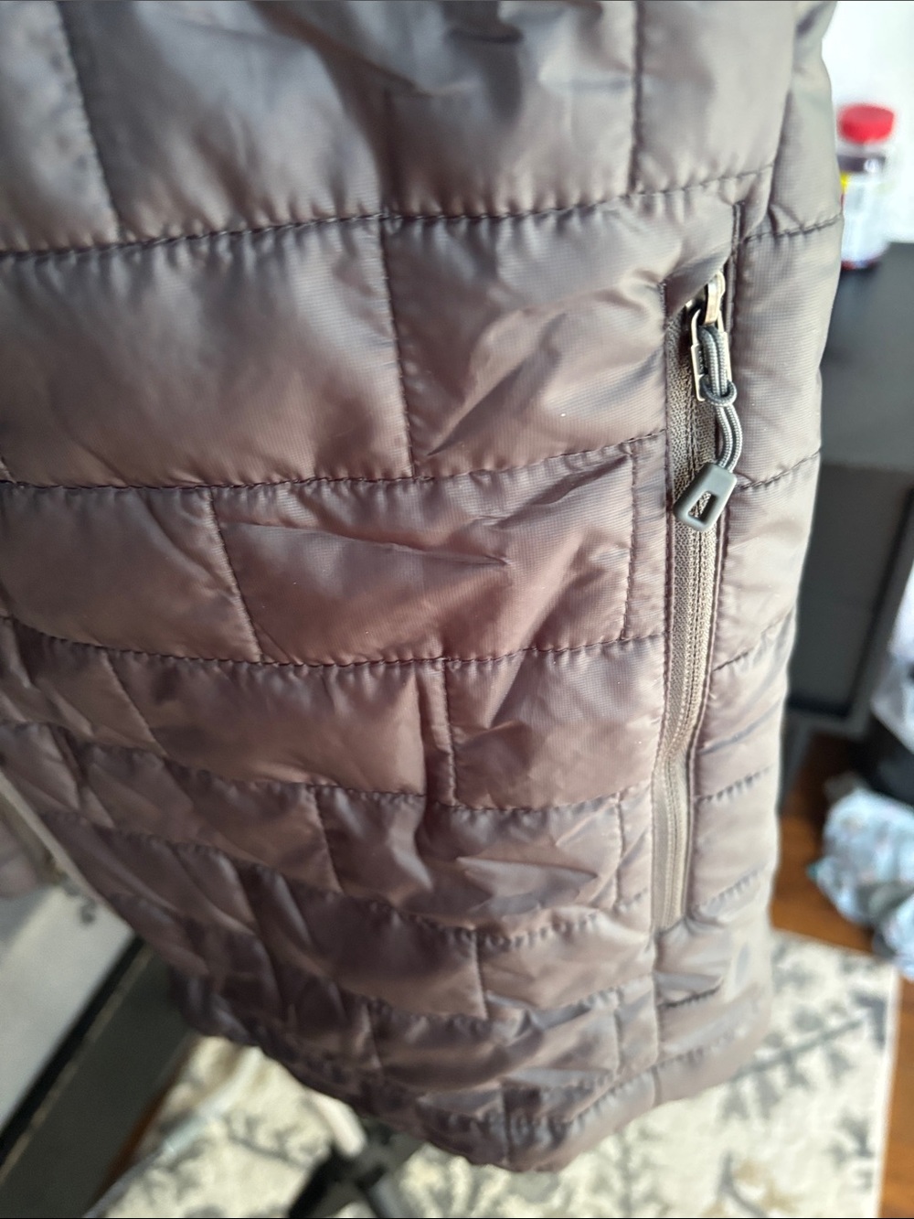 Patagonia Men's Quilted Vest in Taupe - Picture 4 of 5